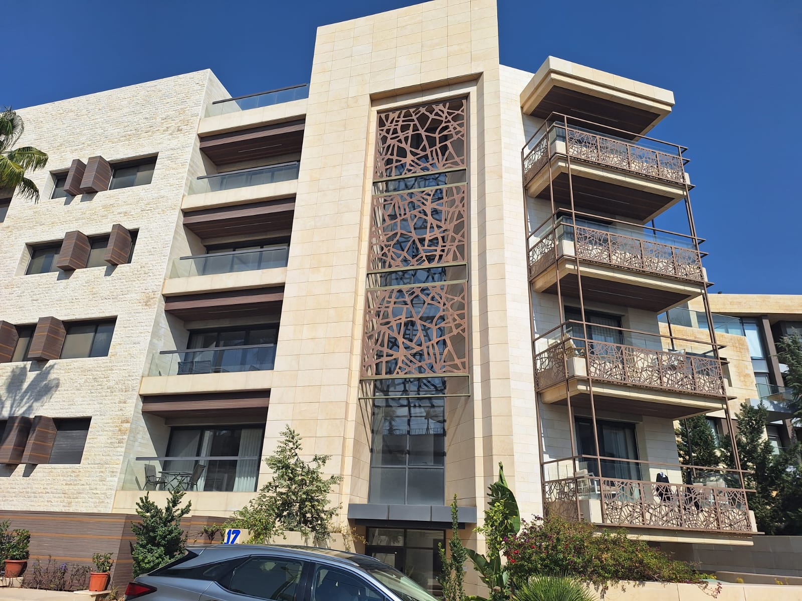 Duplex Roof for Rent In Dabouq